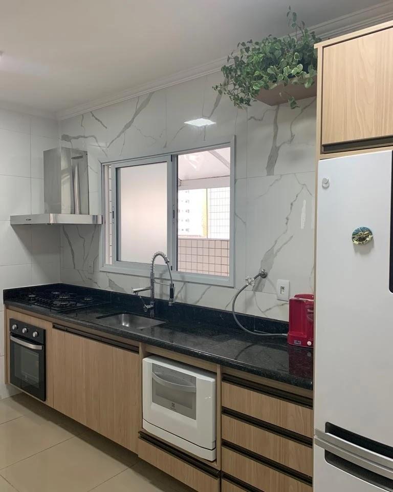 Armário pia cozinha amadeirado