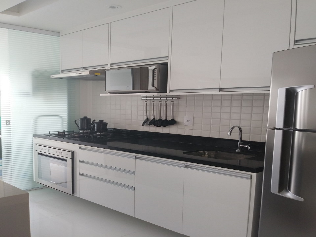 marcenaria, armarios , coinha , armario embutido , moveis planejados , mesas , cadeiras , balcões , prateleiras , gabinete , armário de cozinha , sao vicente, santos, cubatao, praia grande