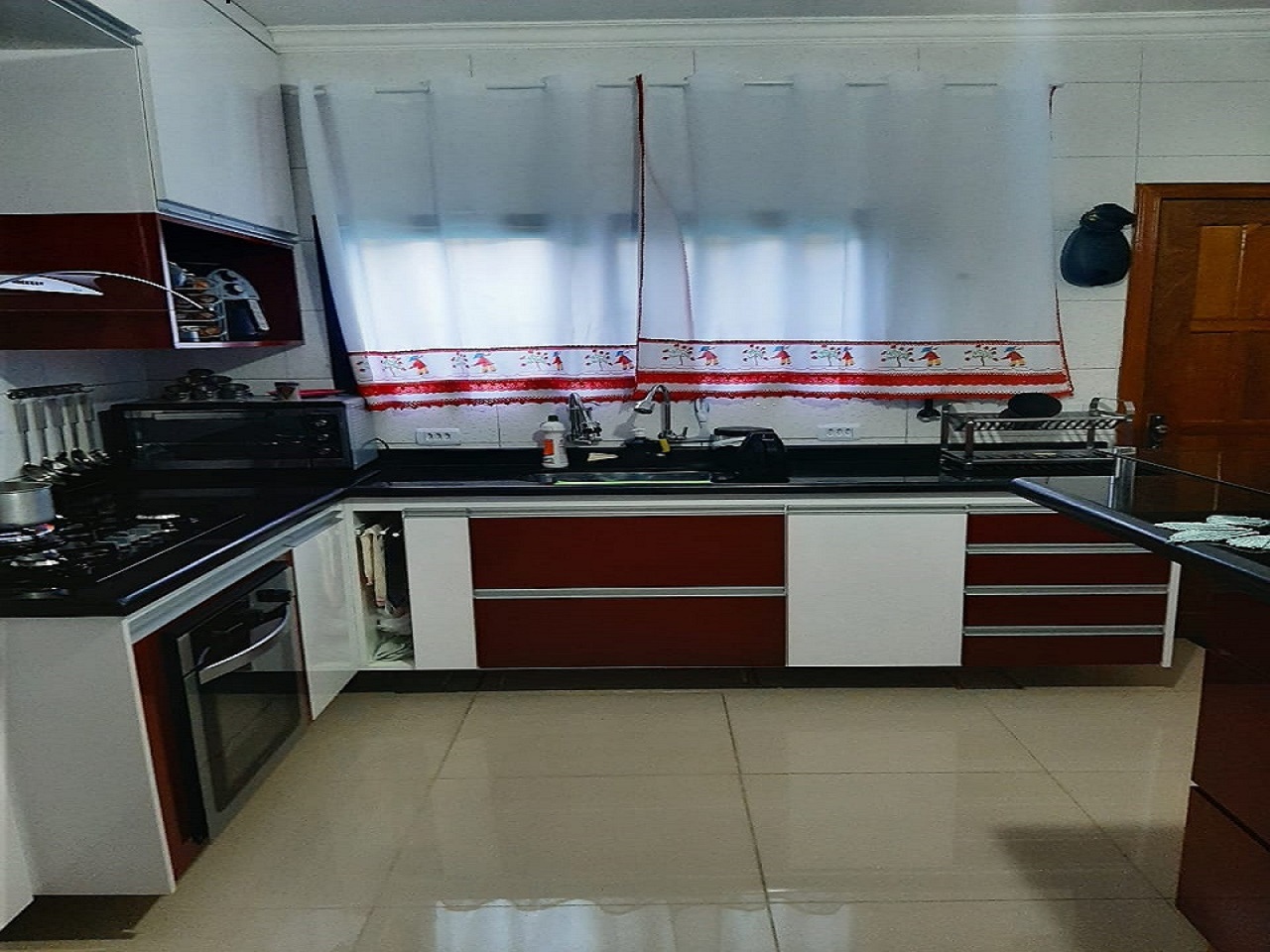 marcenaria, armarios , coinha , armario embutido , moveis planejados , mesas , cadeiras , balcões , prateleiras , gabinete , armário de cozinha , sao vicente, santos, cubatao, praia grande