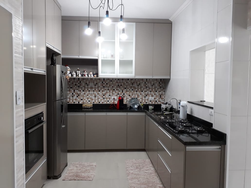 marcenaria, cozinhas planejadas, gabinetes, mesas de cozinha, cadeiras, armario de cozinha, prateleria, armario de micro-ondas, são vicente, santos, praia grande, cubatao